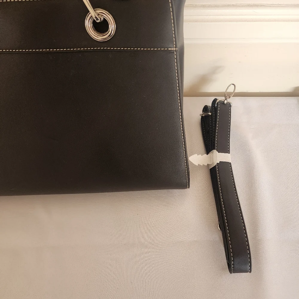JustFab Black Purse With Silver Hardware With Shoulder Strap - Picture 2 of 8